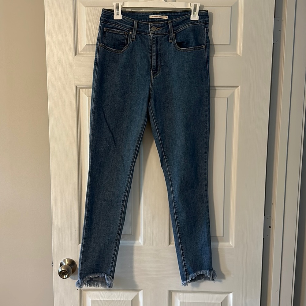 Levi’s 721 High Rise Skinny Jean